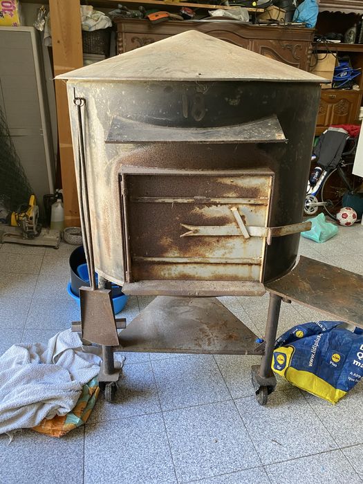 Forno a lenha usado