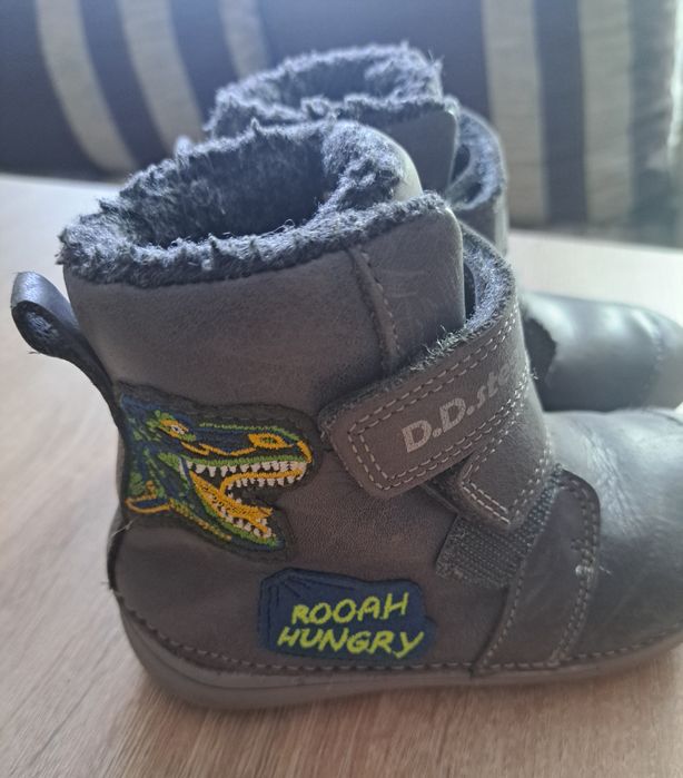 Zimowe kozaki D.d.step rozm. 26