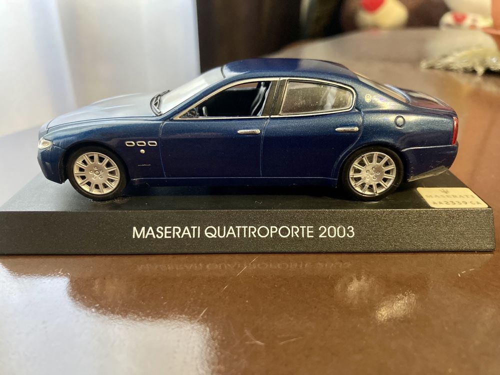 Моделька Maserati qp 2003