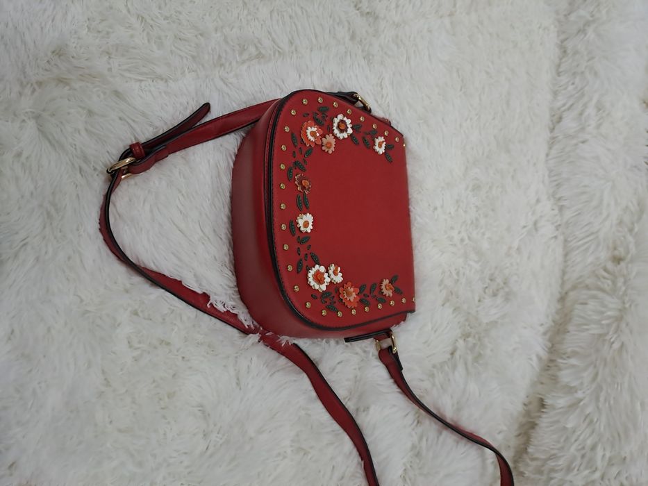 Carteira sintética nunca usada