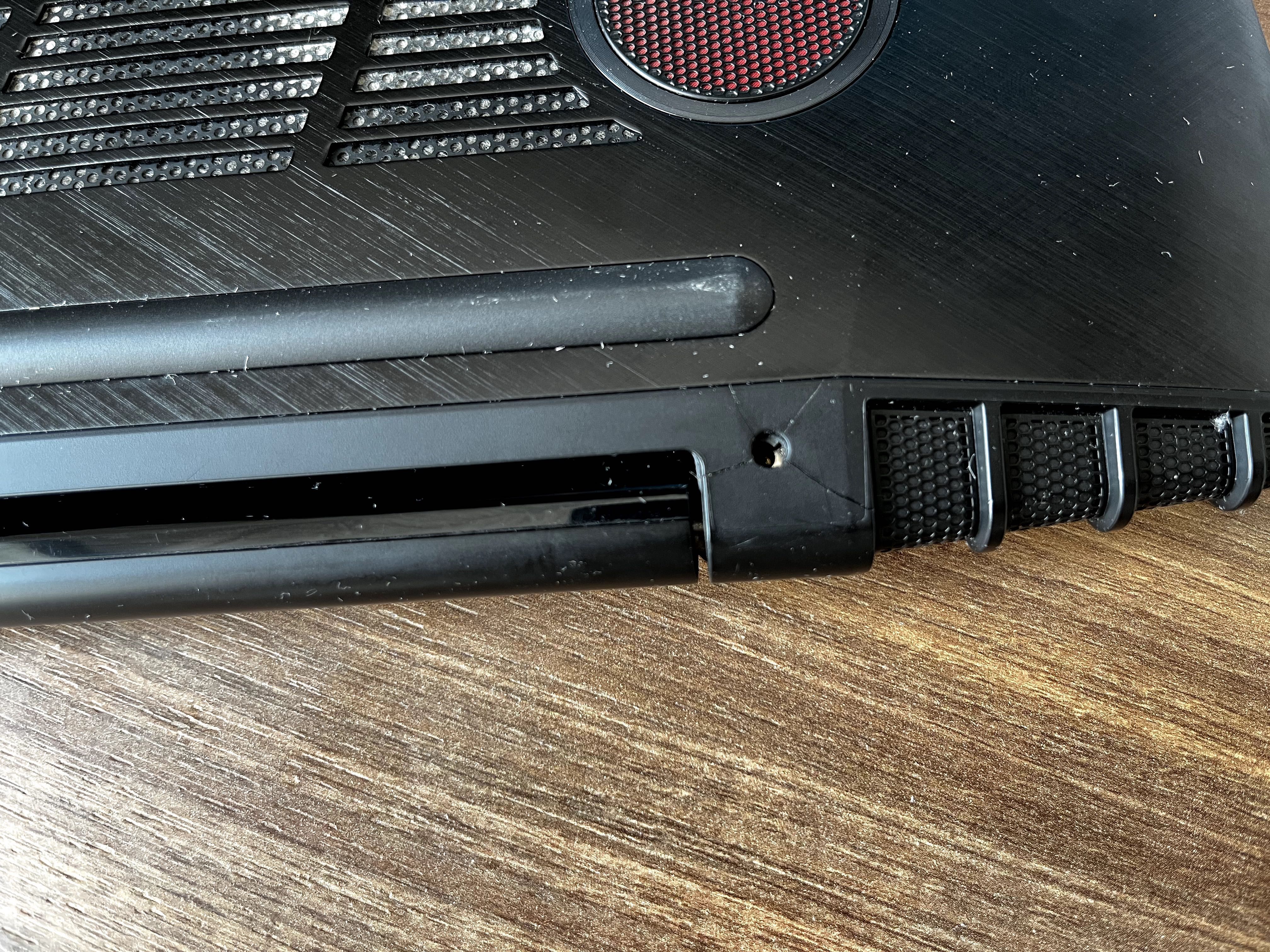 Laptop Lenovo Y50-70 i7 - 4720HQ 3,60 Ghz / GTX 960M / 16GB / 1 TB HDD