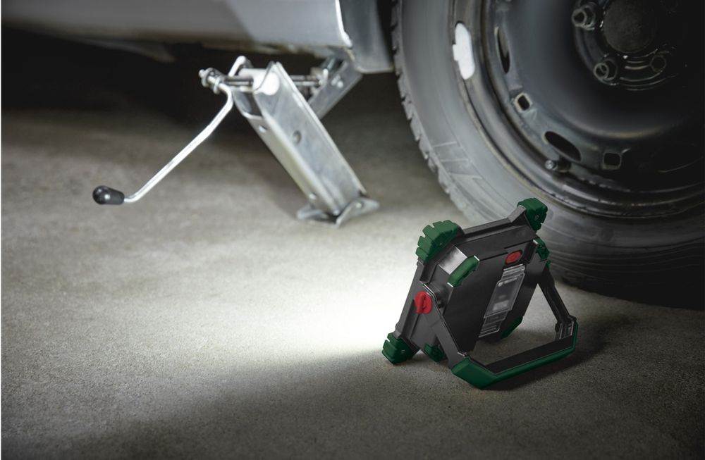 Аккумуляторный LED прожектор GERMAN Parkside PAAL 6000/ПОВЕРБАНК/фонар