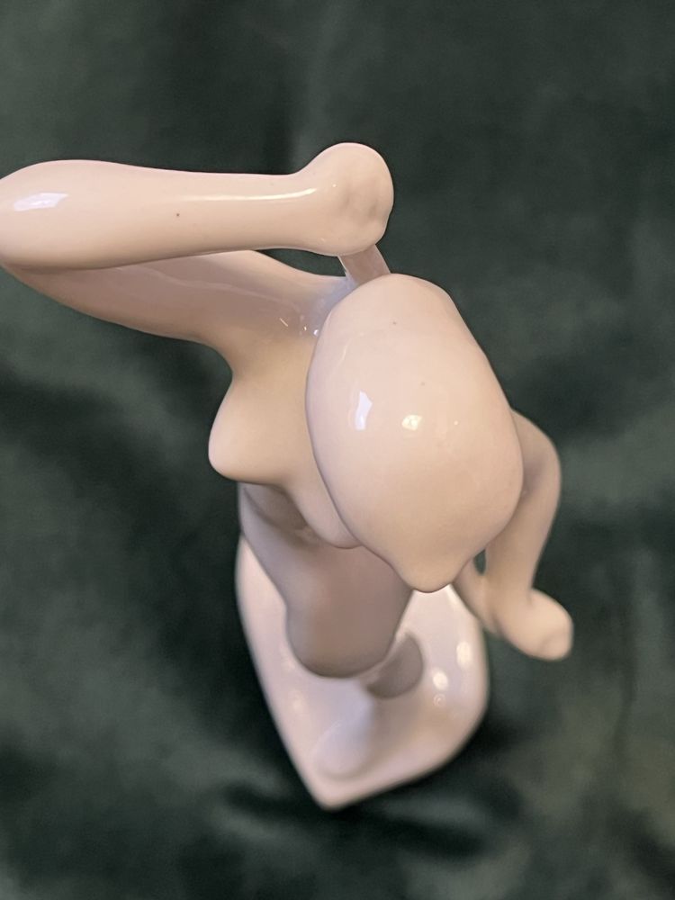 Figurka Drasche vintage akt naga kobieta z ręcznikem sygnowana porcela