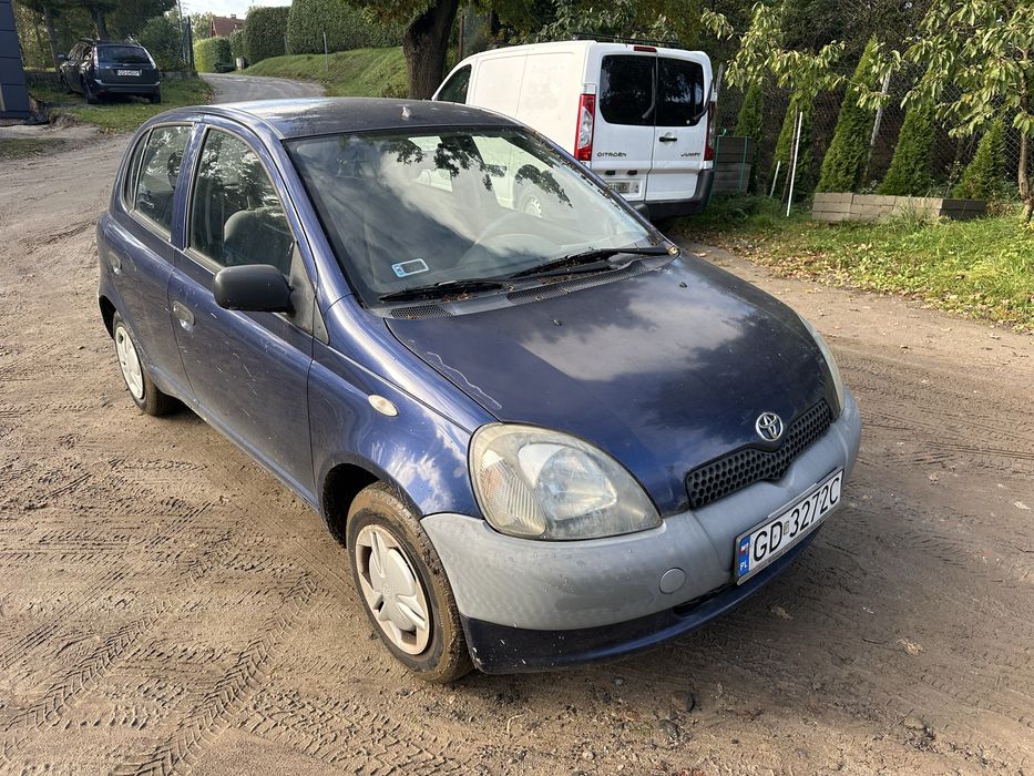 Toyota Yaris 1.0 , 5 drzwi