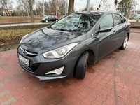 Hyundai i40 + kamera cofania + hak + 2 komplety kół alu