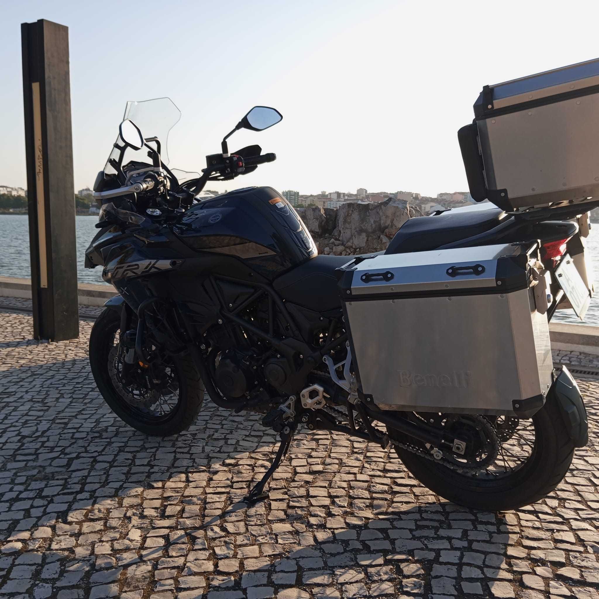 Benelli TRK 502 X