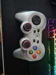 Logitech Ganepads F710 oraz F310