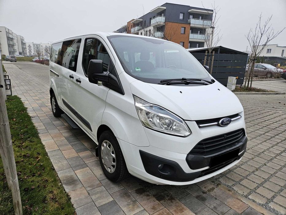 Ford Transit Custom LONG 9 miejsc 2.2L 155KM 2015r oryginalny przebieg