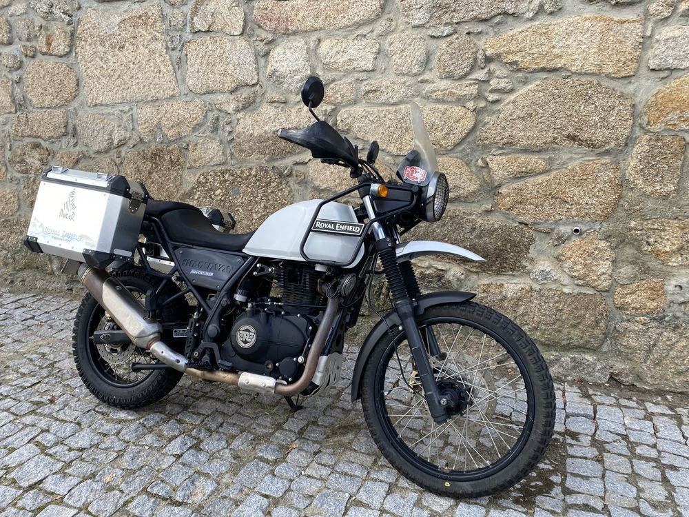 Royal Enfield 400 himalayan adventurer