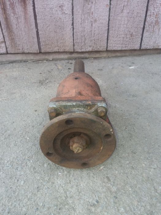 Опора Т150 проміжна ВОМ (вал у корпусі)