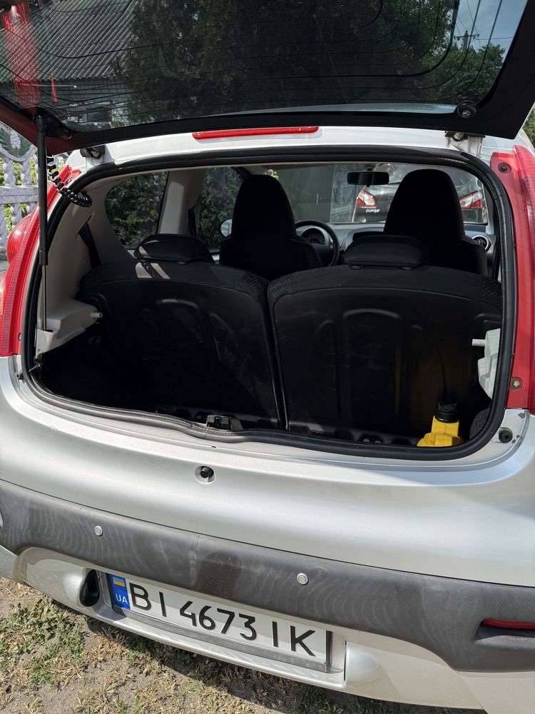 Peugeot 107 2012 року