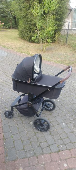 Sprzedam wózek dziecięcy  Muuvo Quick 2w1