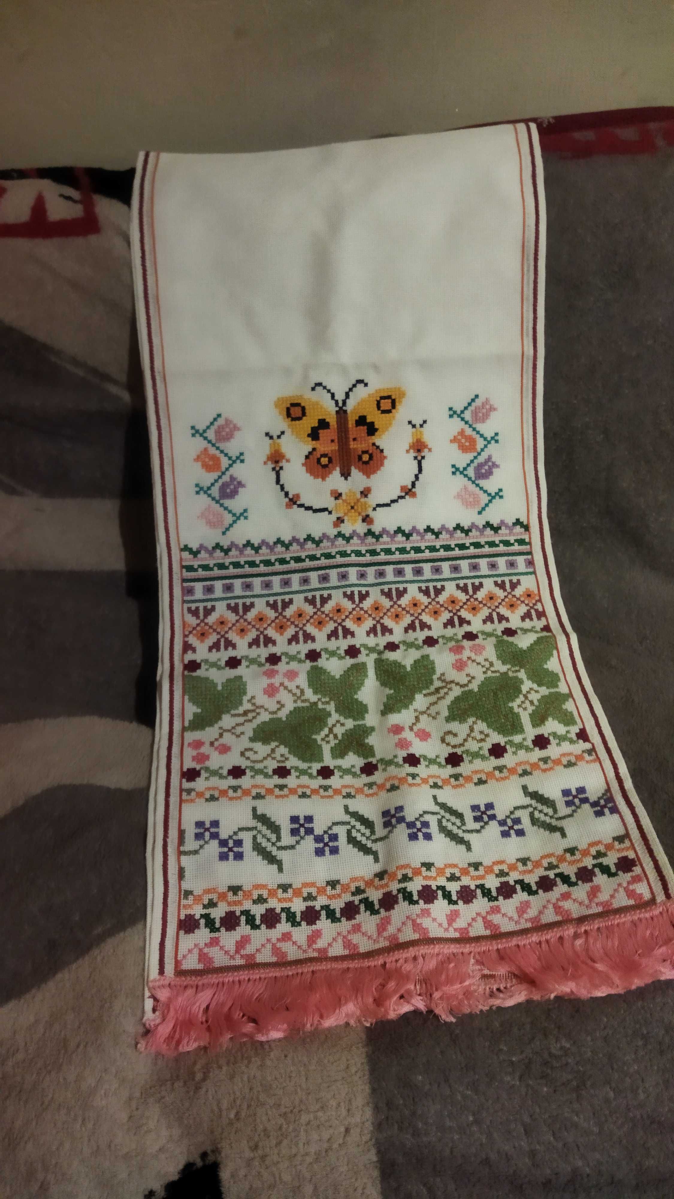 Вишиваний рушник.