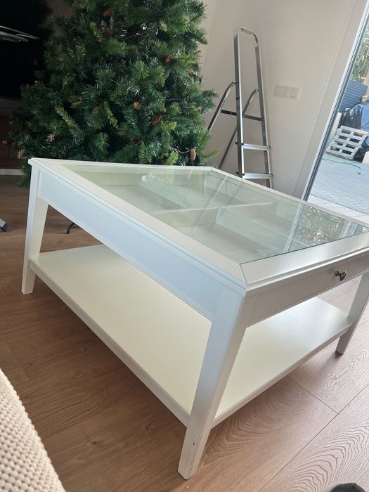 Mesa de centro branca IKEA