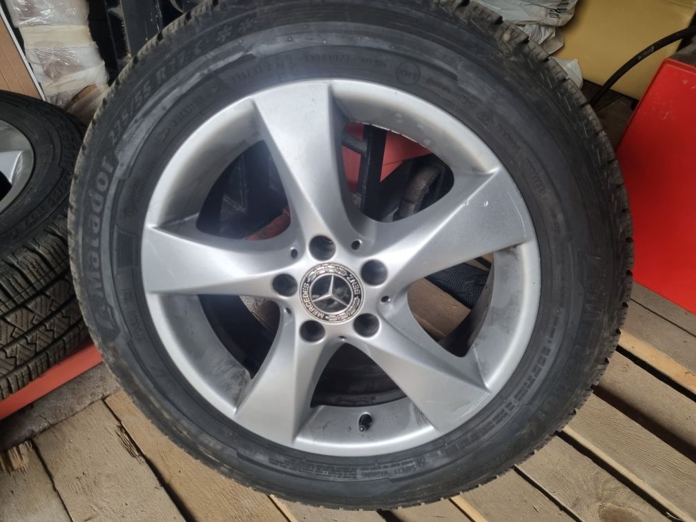 Продам резину 225/55 R17 зима Matador