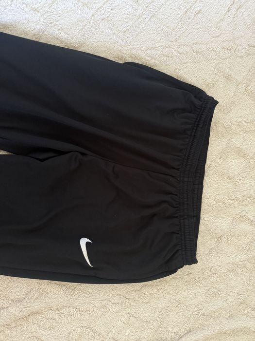 Spodnie dresowe męskie czarne długie Dri-Fit Nike M