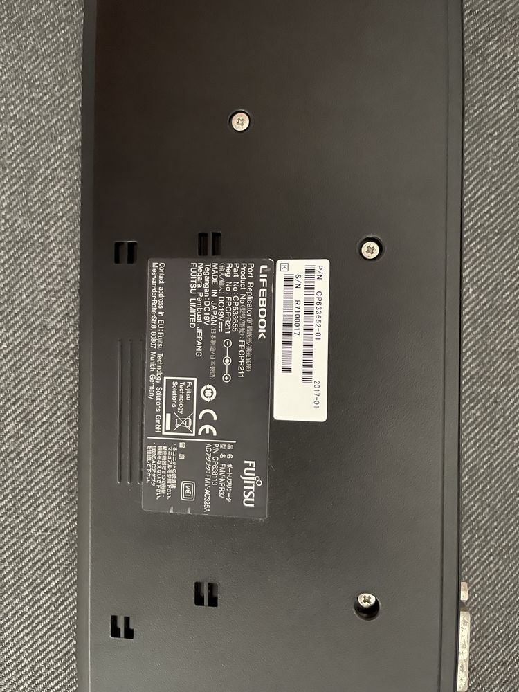 Fujitsu - Docking station