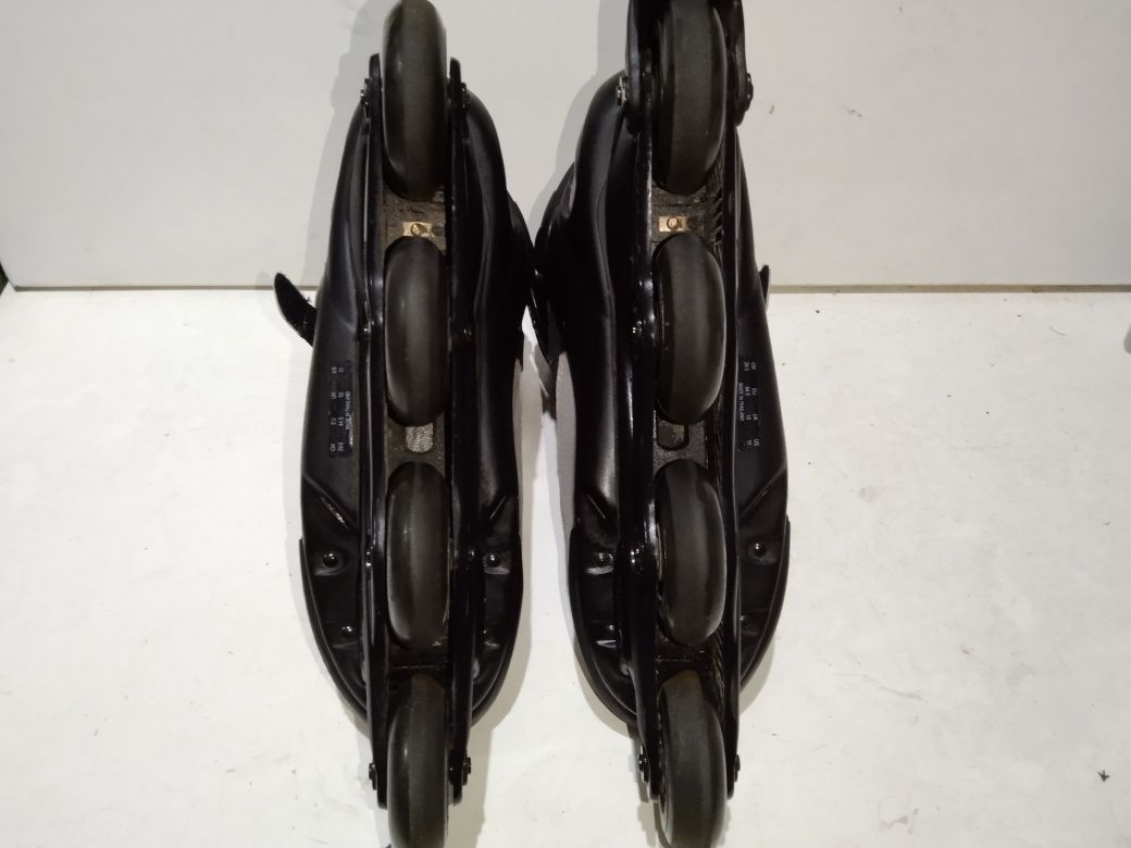 Rolki ROLLERBLADE PRO 07  rozmiar 44 wkładka 29 cm