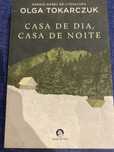 Casa de dia, Casa de noite, de Olga Tokarczuk