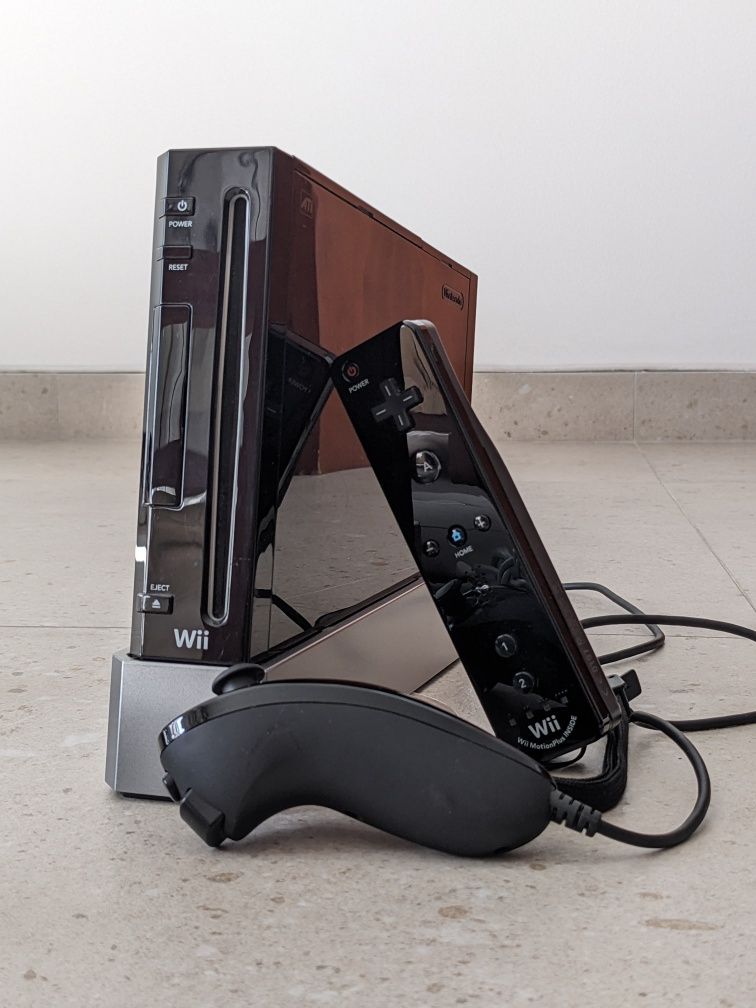 Consola Wii com jogos