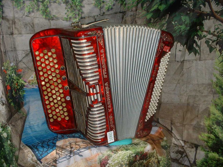Acordeão Avenda R 1060