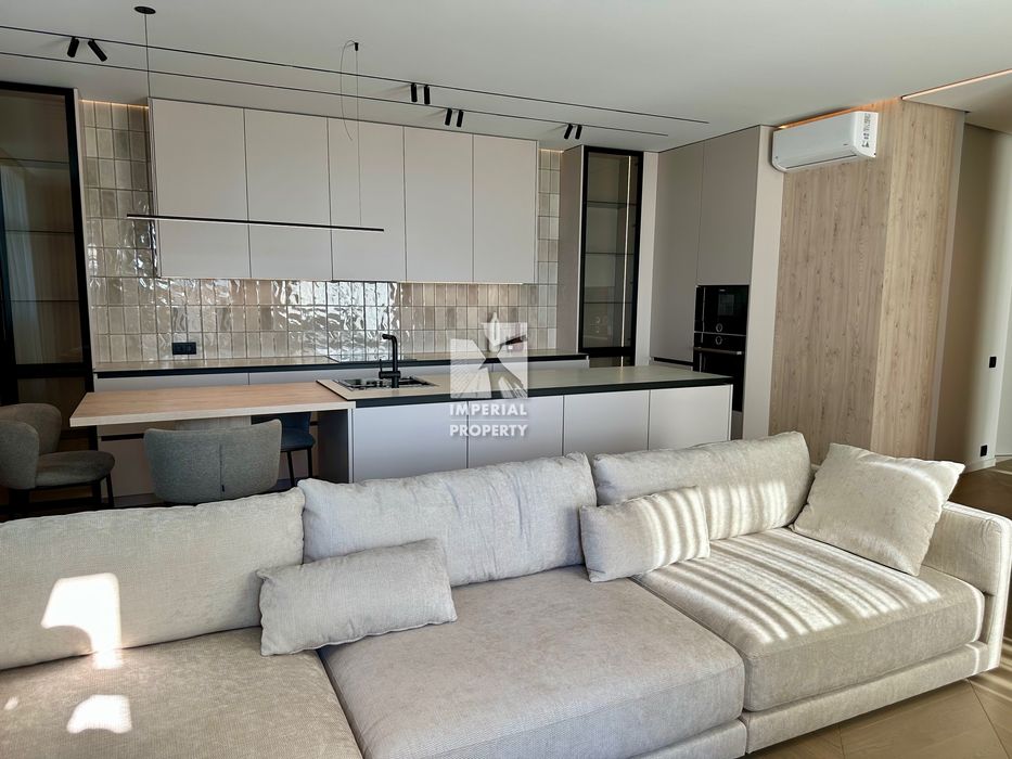 Продаж панорамного дизайнерського пентхауса в "ЖК Crystal"