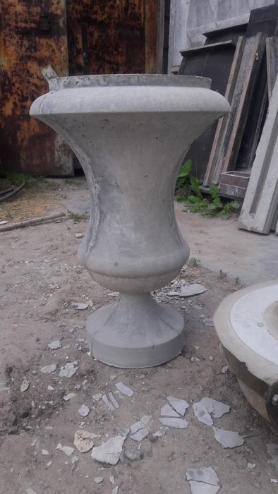 Формы для бетонных балясин бу. Из стеклопластика. Колооны, цветники.