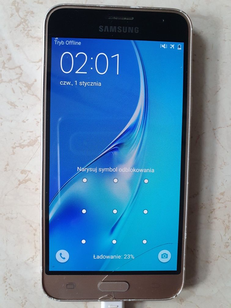 Samsung Galaxy J3(6)