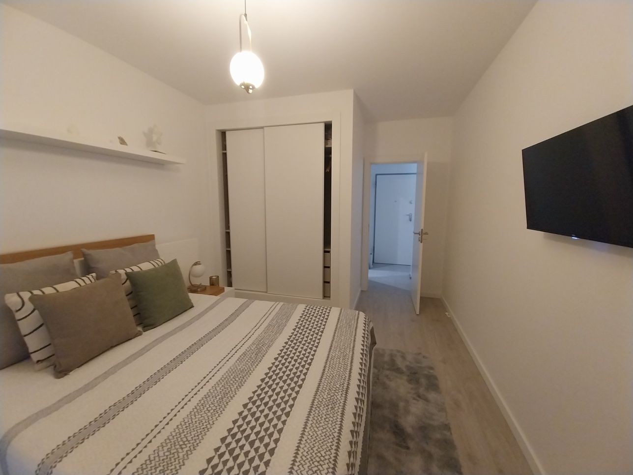 Apartamento semi-novo