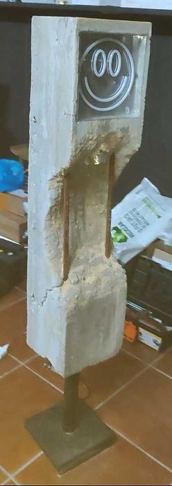 Iluminaria em betão led e lâmpada