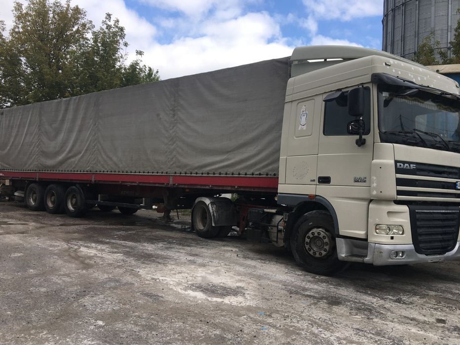 Напівпичіп Kogel бортовий тентований