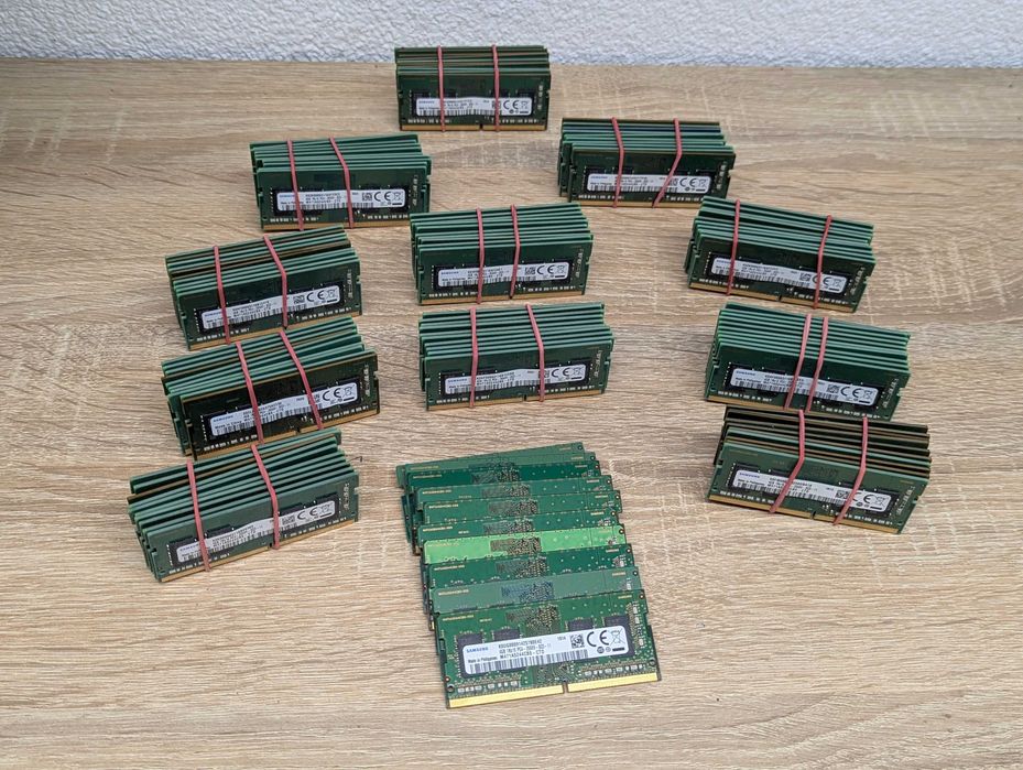 Оперативна память фірми Samsung DDR4 4gb / 2666MHz