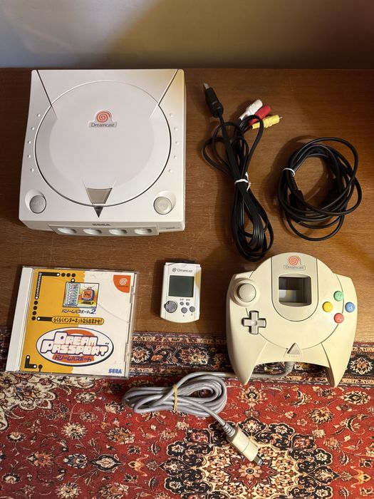 Konsola Sega Dreamcast z Padem i kartą pamięci VMU