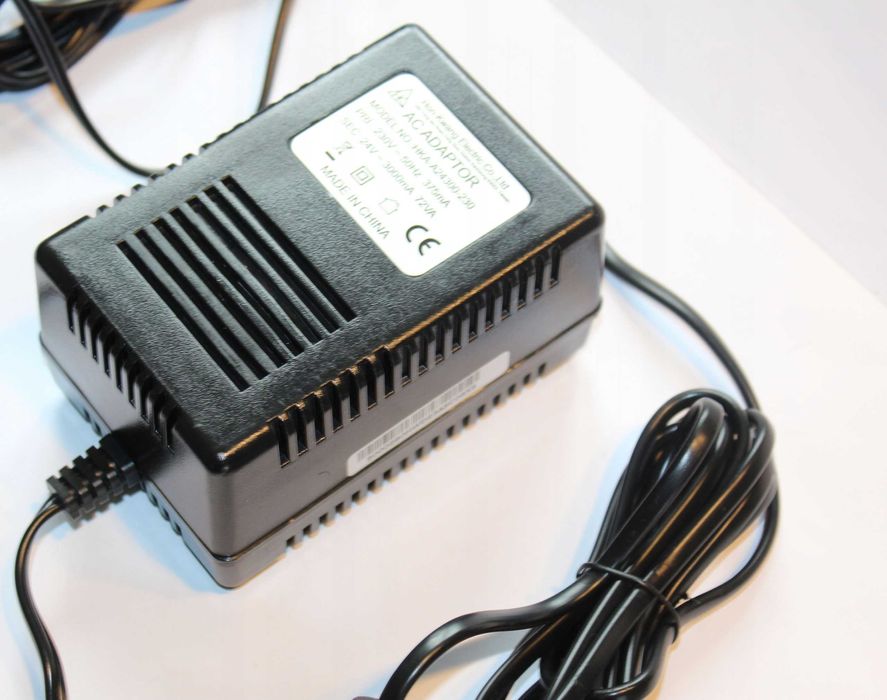 Zasilacz transformatorowy zminny AC 24V 3A 3000mA 72W