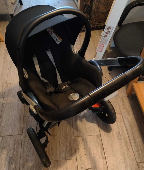 ovo e carrinho bebé