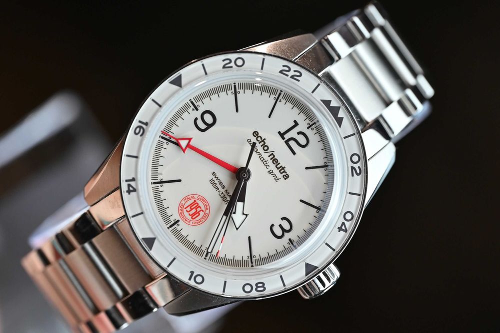 Echo/Neutra Cortina 1956 GMT -