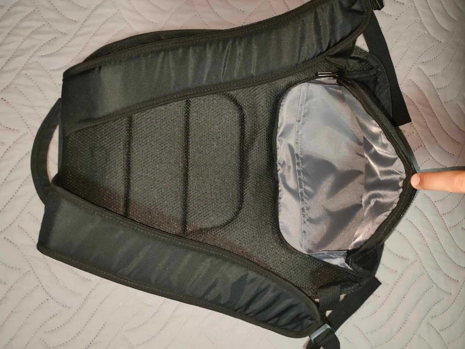 Mochila para computador Lenovo Essential 15.6" Preto