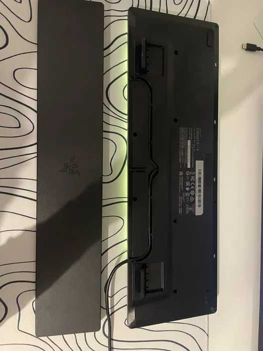 Teclado Razer Ornata V3 RGB (sem uso WSDA)