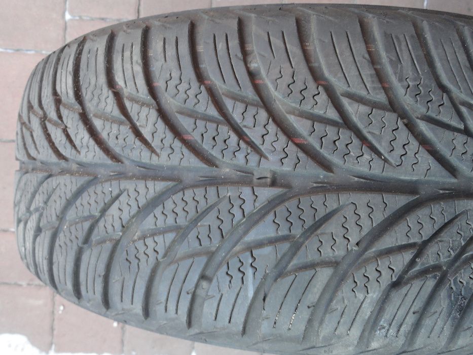 185/55R15 Uniroyal All Season Expert