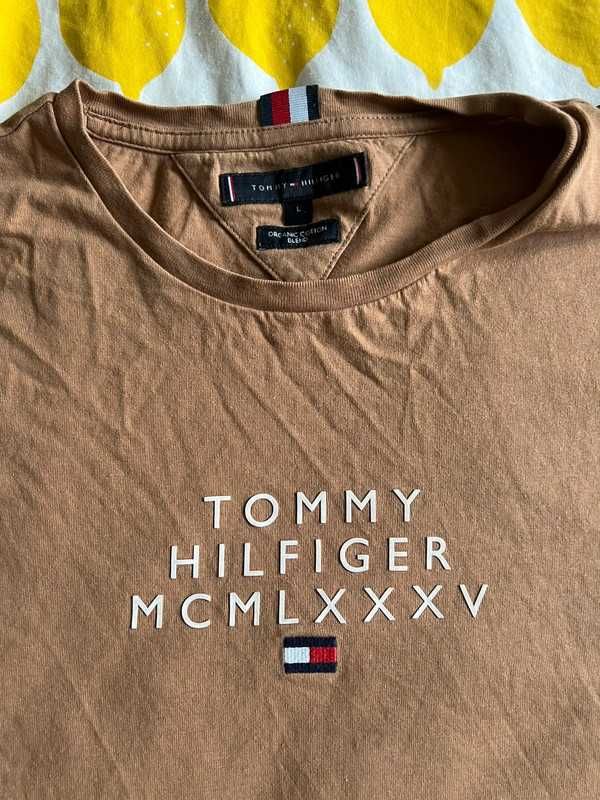 Brązowa koszulka Tommy Hilfiger