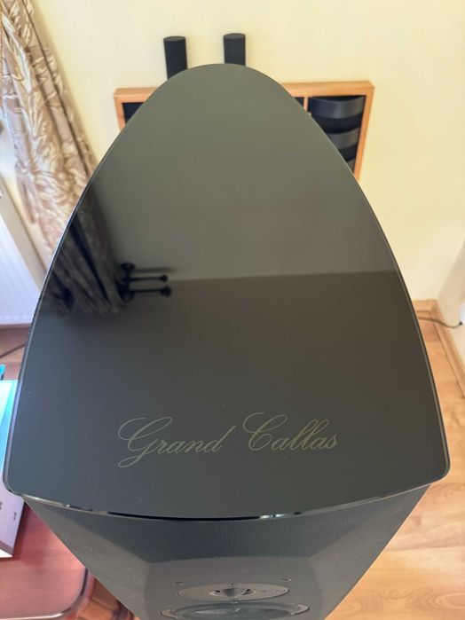 Kolumny Opera Grand Callas