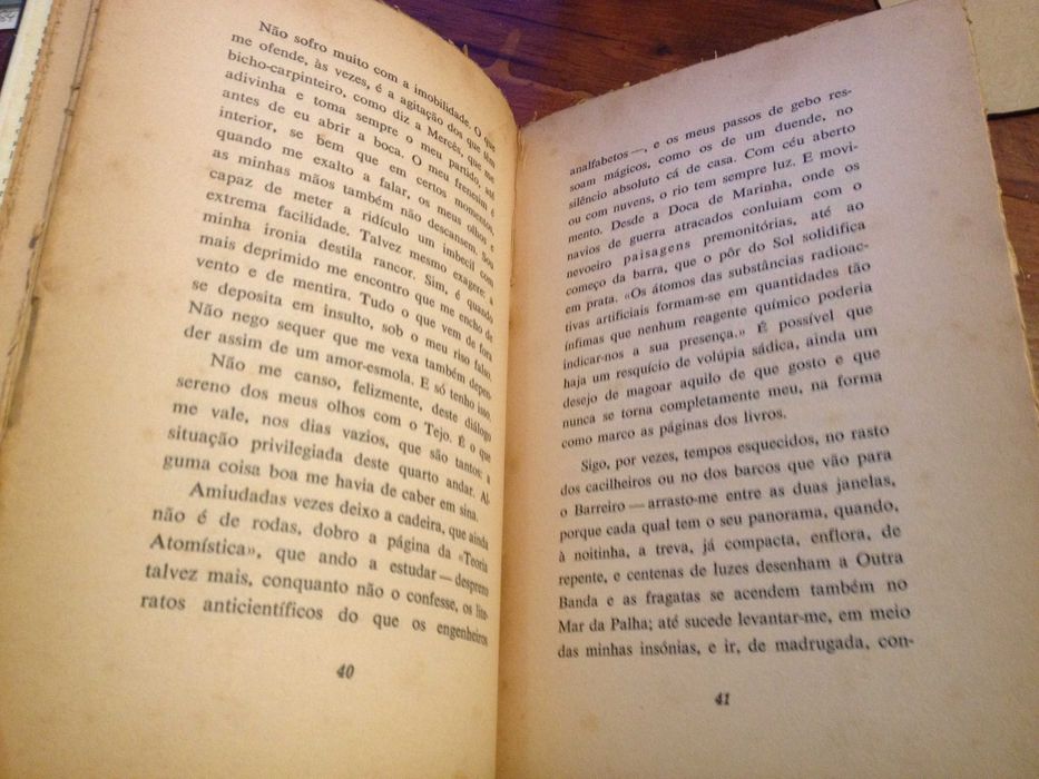 Urbano Tavares Rodrigues - Dias lamacentos [1.ª ed.]