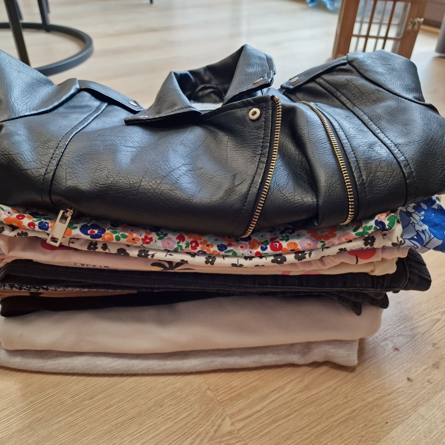 Zara h&m wiosna zestaw ubran 128 kurtka spodnie bluzy