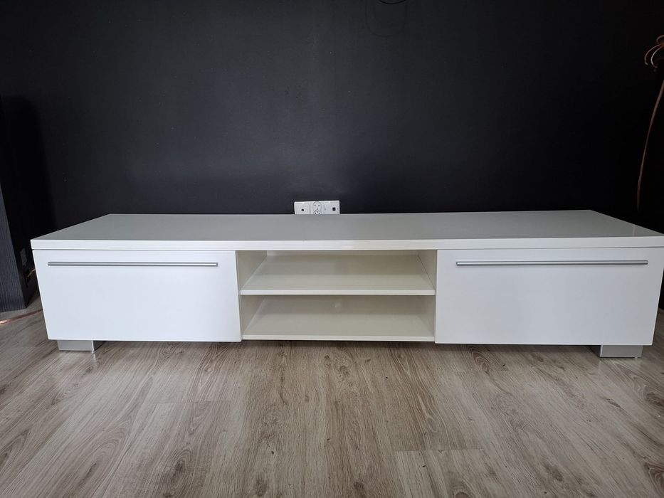 Szafka RTV z 2 szufladami