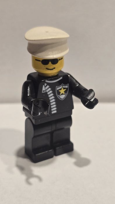 Minifigurka lego classic Town policjant