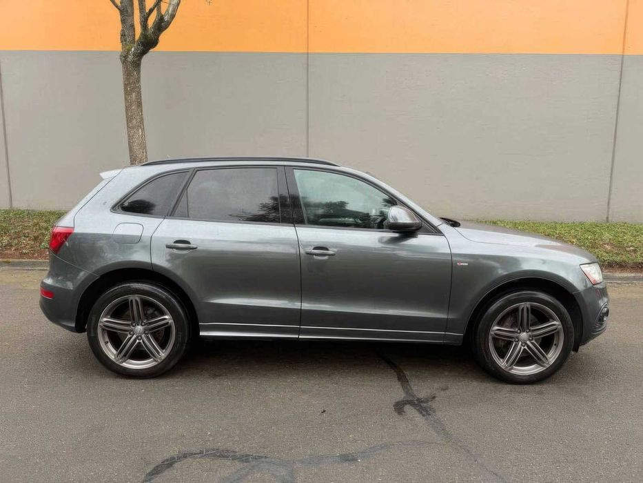 Audi Q5 quattro Premium Plus      2016