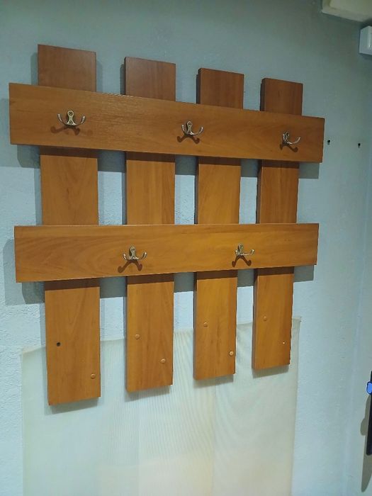 Szafka na buty z wieszakiem  do przedpokoju