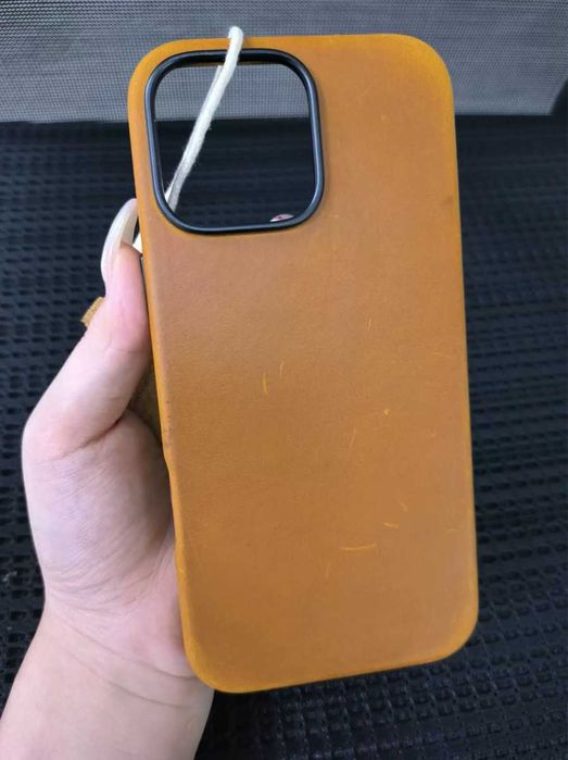 Премиум чехол кожаный чохол iphone 16 pro max Magsafe