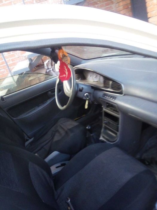 Kia Avella 1996 року