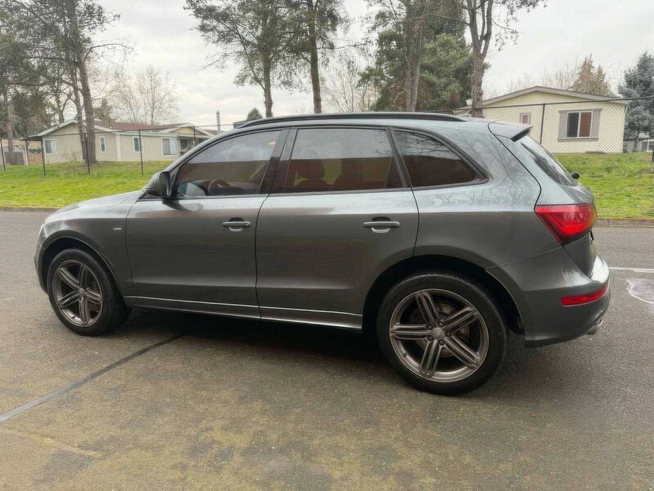 Audi Q5 quattro Premium Plus      2016
